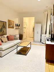 Rented by Living New York