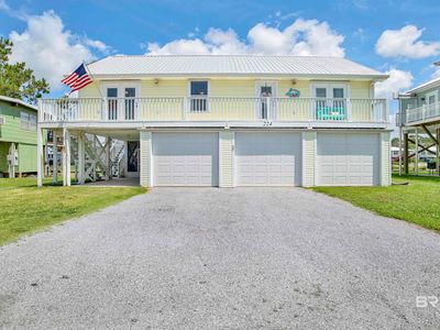 224 W 4th Ave, Gulf Shores, AL, 36542