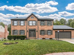 12092 Village Woods Dr, Cincinnati, OH 45241