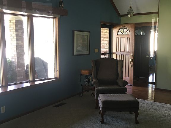 and 10 foot ceilings.