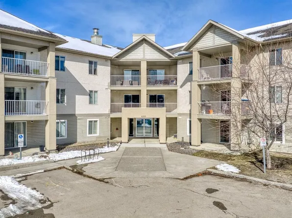 4000 W Citadel Meadow Point NW #203, Calgary, AB T3G 5N5