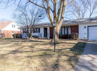 3319 34th St, Rock Island, IL 61201