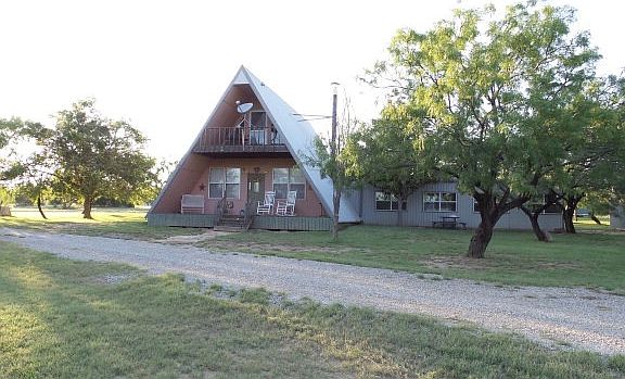 4th image of 19068 Cottonwood Dr