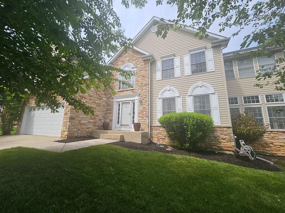 1st image of 9526 Lyonswood Dr