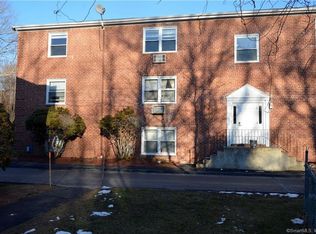 113 Niles Hill Rd UNIT E, New London, CT 06320