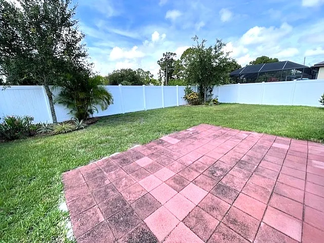 1295 Fuji Dr — Photo 32