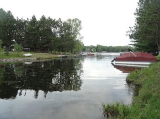1060 E Queens Way, Nekoosa, WI 54457