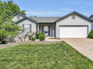 777 Seven Hills Ln, Saint Charles, MO 63304