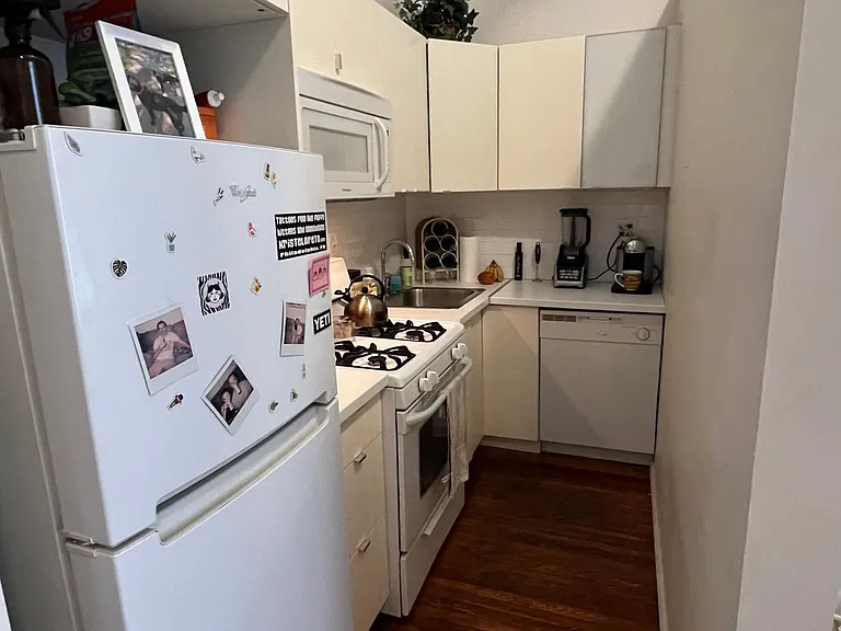 1721 Spruce St #2R — Photo 5