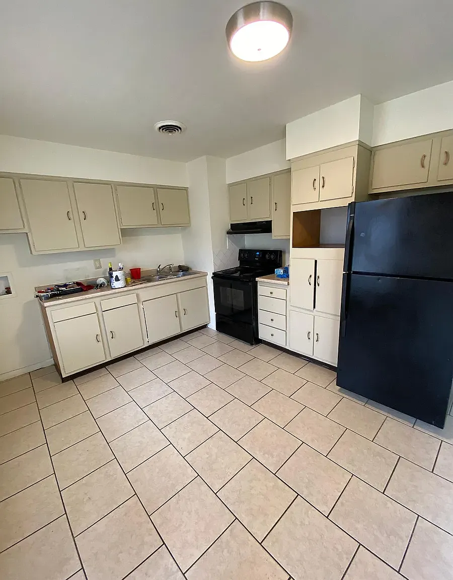 3313 Timms St — Photo 1