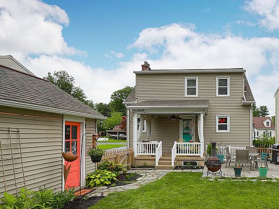 2nd image of 706 Tusitala Dr