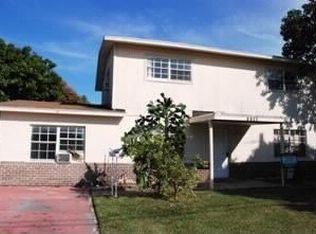 1150 NW 52nd Ave, Lauderhill, FL 33313