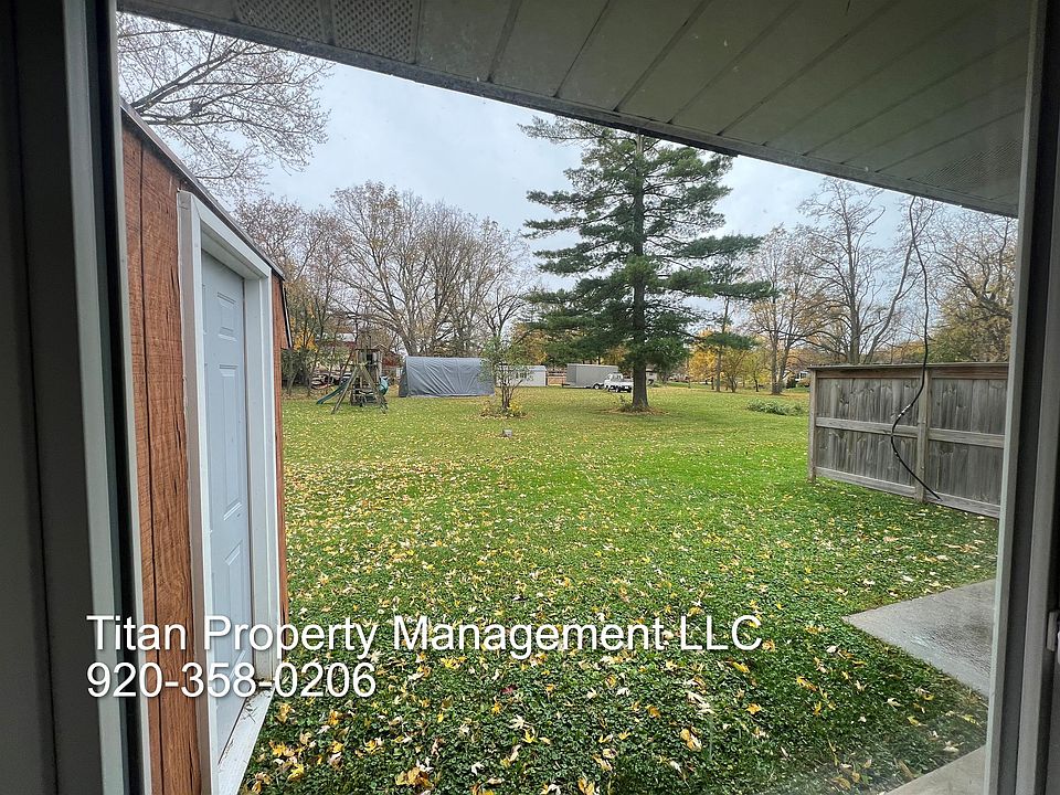 335 Rae Ln Mayville WI Zillow