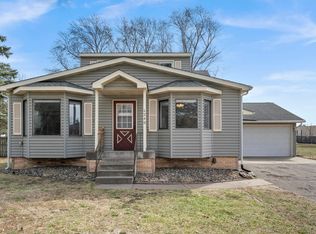 6240 W Broadway Ave, Brooklyn Park, MN 55428