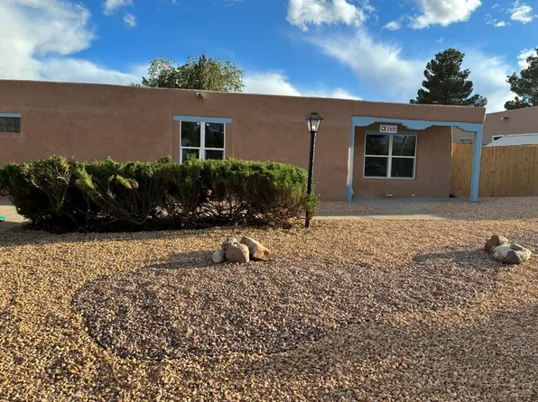 2102 Virgin Wood Rd SE, Rio Rancho, NM 87124
