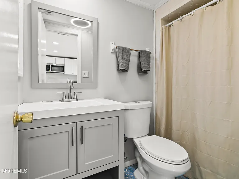 324 McCabe Ave #REAR — Photo 10