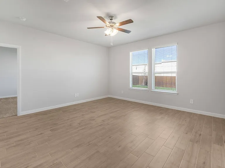1208 Marsha Ln — Photo 12