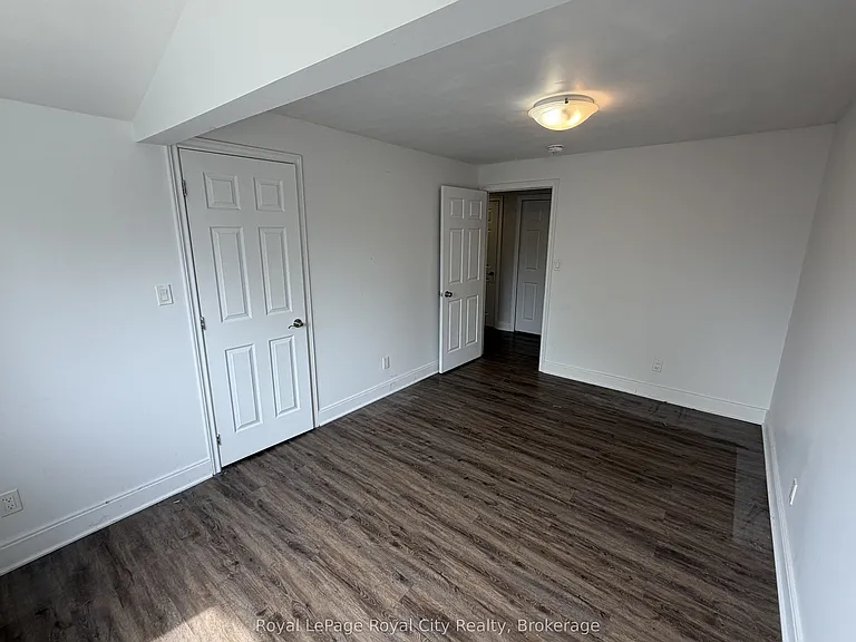 563 Woolwich St #1 — Photo 11