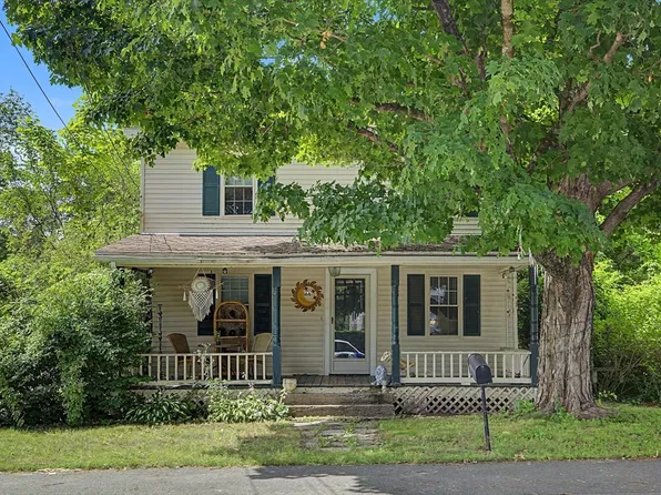 166 Summer St, Amherst, MA 01002
