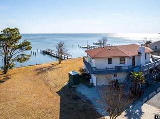 193 S Waterlily Rd, Coinjock, NC 27923