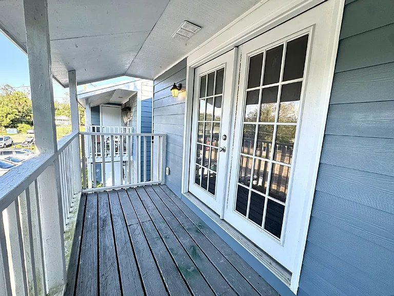 2509 W 10th St #D — Photo 10