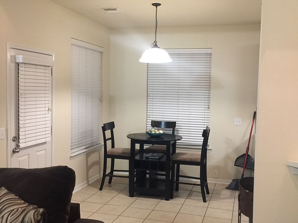 1st image of 9012 Sungate Dr