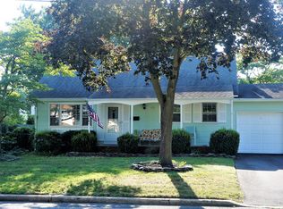 1229 Woods End Rd, Point Pleasant Beach, NJ 08742