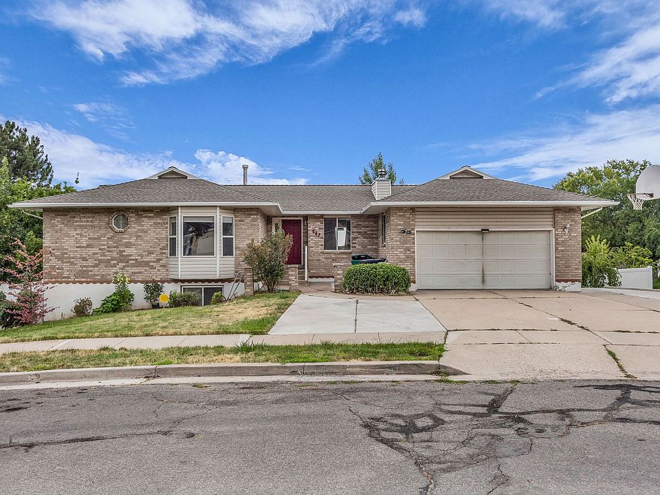 1st image of 567 N Allanwood Pl