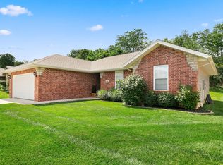 1208 W Eunice St, Ozark, MO 65721