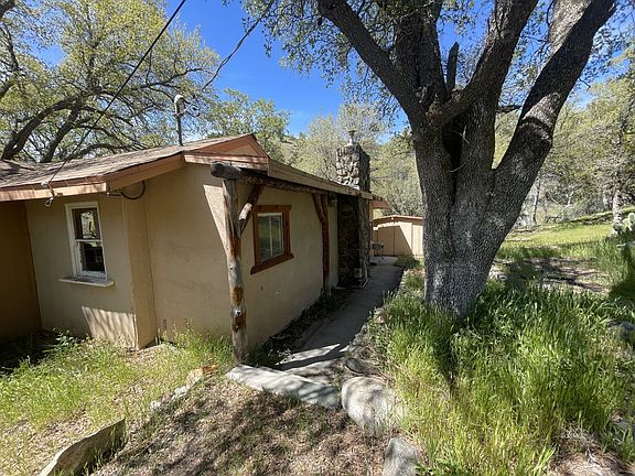 4th image of 1654 Clear Creek Rd