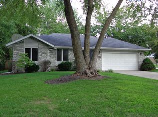 3700 S Ridgecrest Ave, Springfield, MO 65807