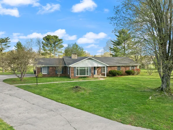 105 Green Hill Park Ct, Somerset, KY 42501