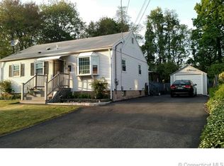 23 Brook Ln, West Haven, CT 06516