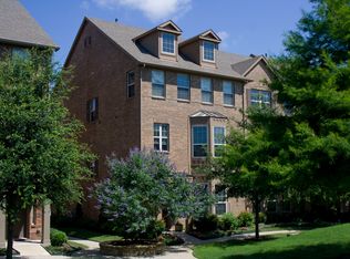 3914 Amberwood Dr, Addison, TX