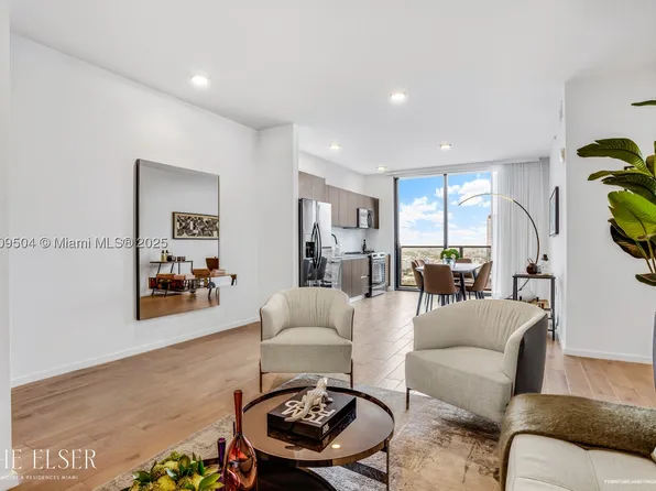 398 NE 5th #1601, Miami, FL 33132