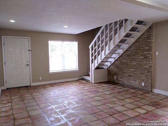 5th image of 2511 Suzette Ave APT 1