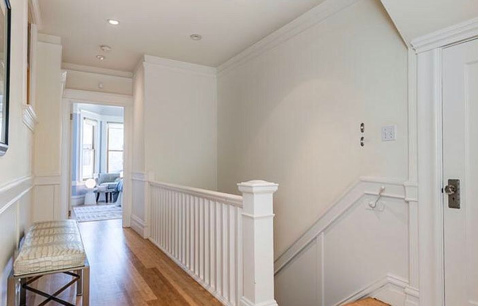 1st image of 332 Pierce St