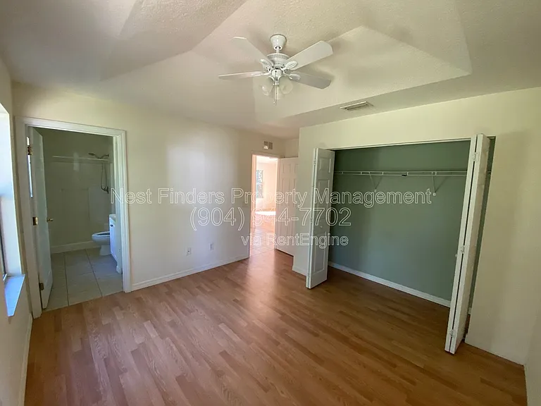 908 Helen St — Photo 10