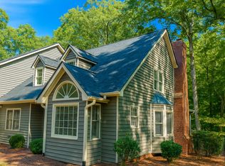 102 Long Shadow Ln, Cary, NC 27518