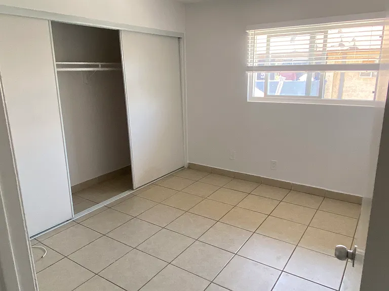 15236 Nordhoff St #103 — Photo 7
