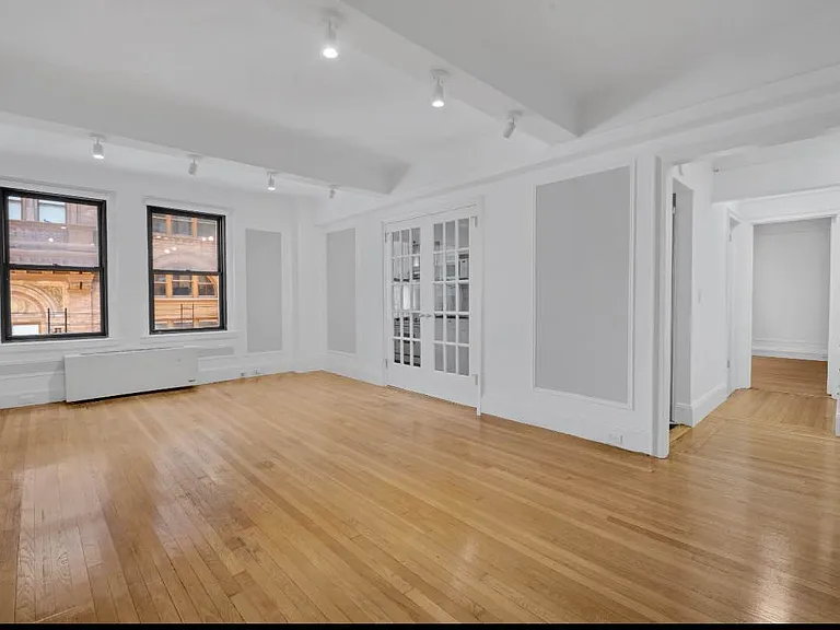 162 W 56th St #1105 — Photo 1