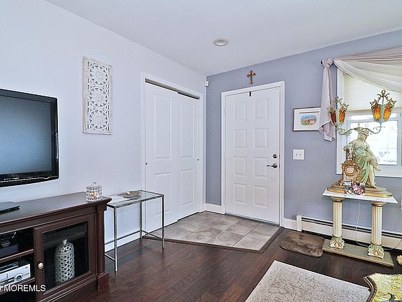 2nd image of 112 Santiago Drive