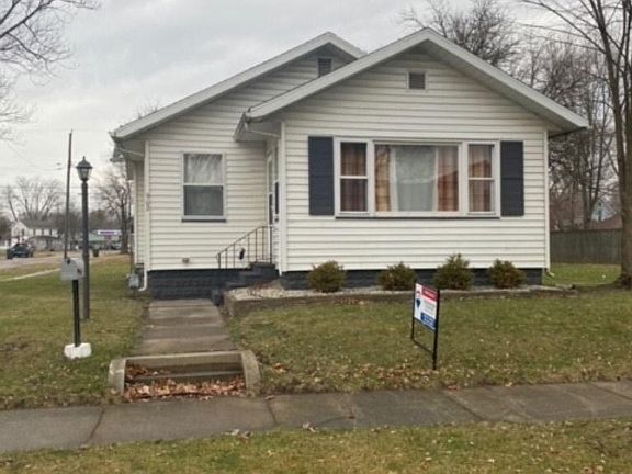 2nd image of 902 Grant St