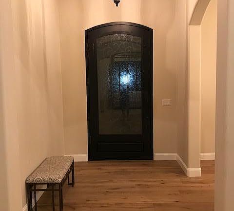 3rd image of 1534 S 108th Way