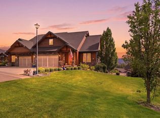 8924 E Courtview Ln, Spokane, WA 99217