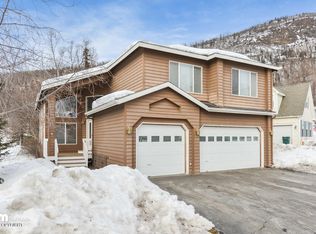 10600 Dolly Madison Cir, Eagle River, AK 99577