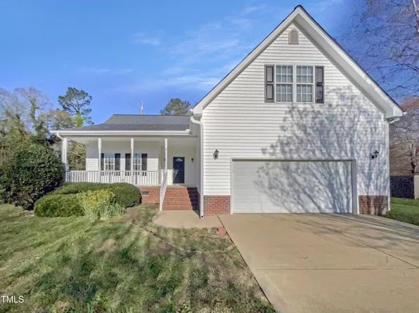 48 Delmar Ct, Fuquay Varina, NC 27526