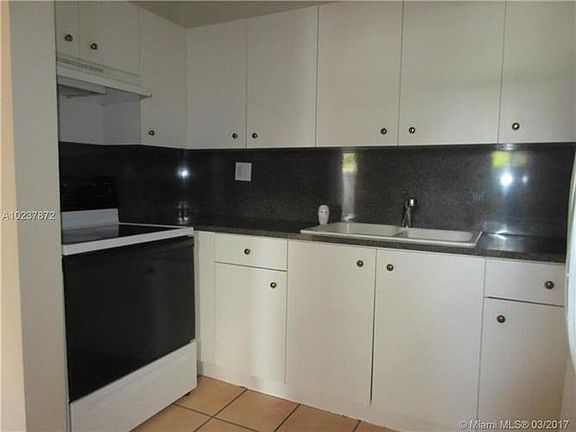 4th image of 7430 SW 153rd Pl #1081