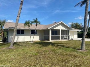 5241 Cypress Ln, Naples, FL 34113