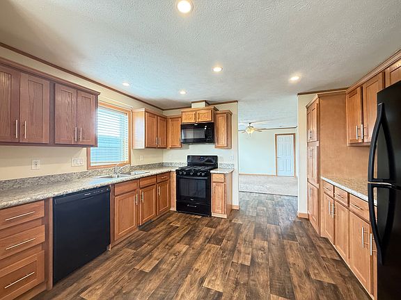3rd image of 105 20th St NW #422